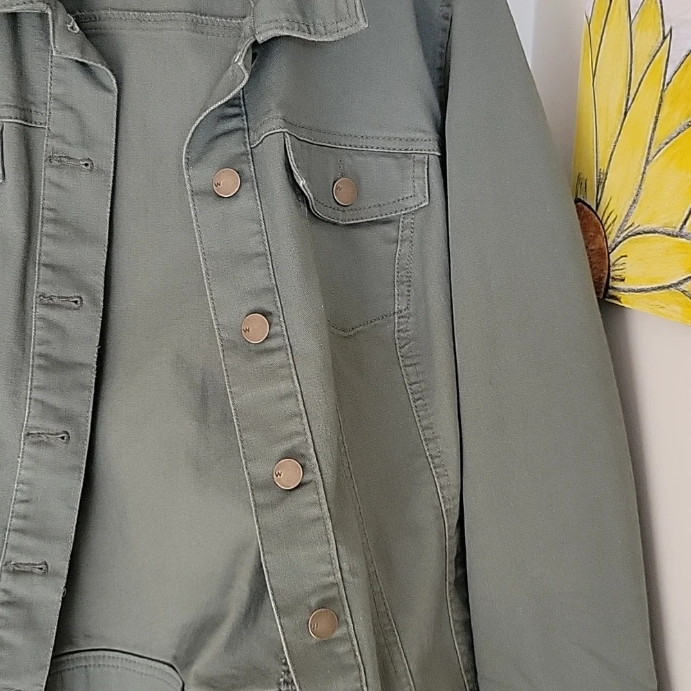 Green jacket - Picture 4 of 7